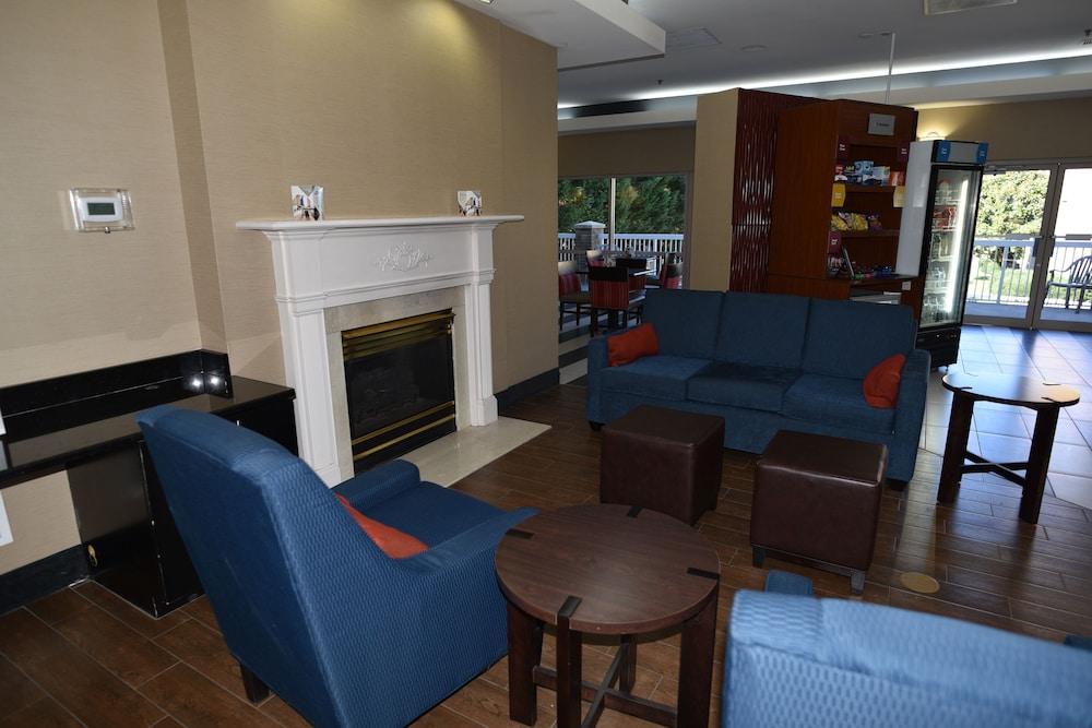 Comfort Suites Inn At Ridgewood Farm Salem Extérieur photo